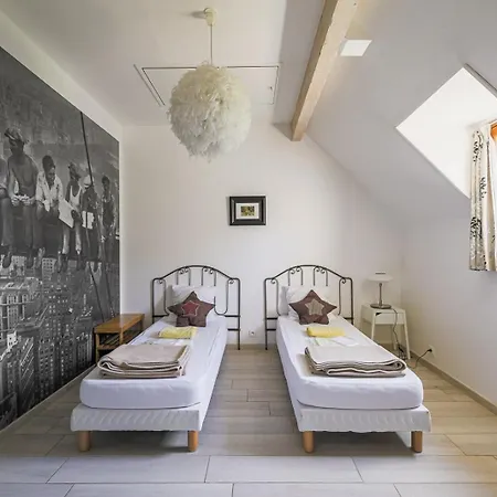 Holiday home La Bayloune Lavars